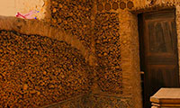 S'échapper des catacombes